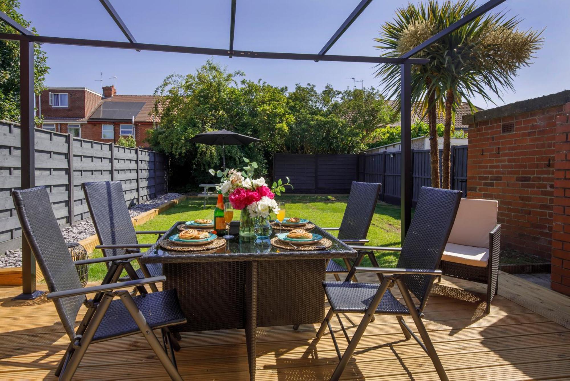 The Dodsworth Modern 4 Bedroom House, Sleeps 8 York Esterno foto