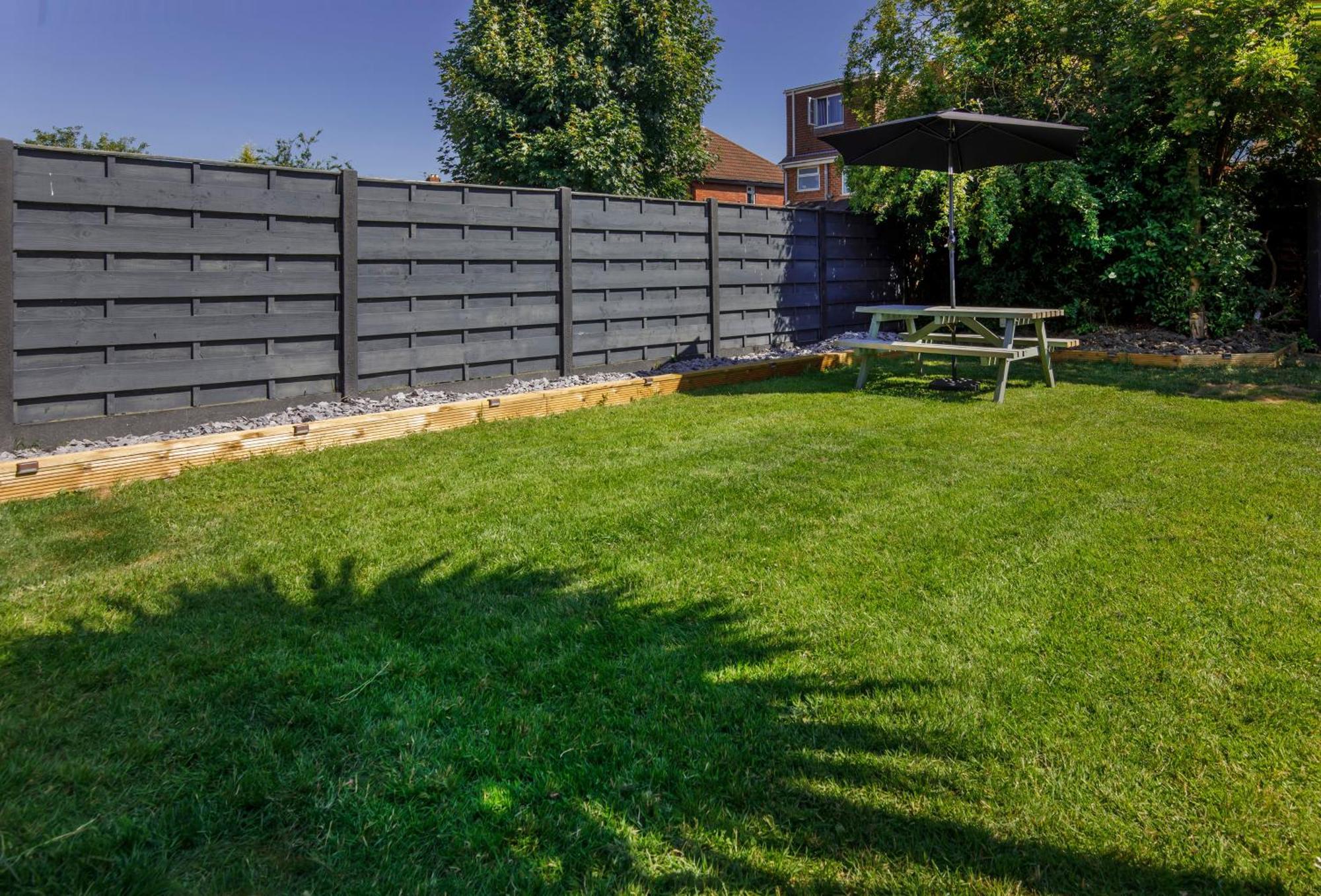 The Dodsworth Modern 4 Bedroom House, Sleeps 8 York Esterno foto