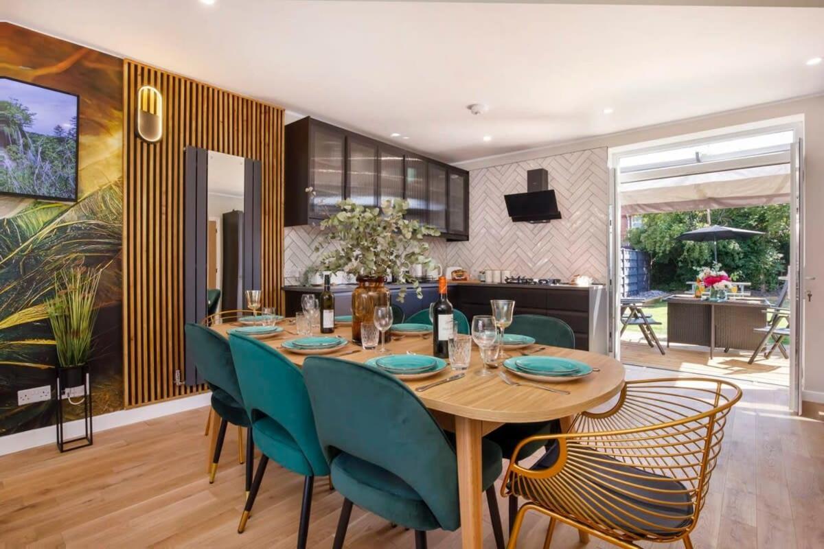 The Dodsworth Modern 4 Bedroom House, Sleeps 8 York Esterno foto