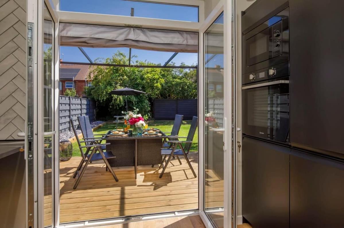The Dodsworth Modern 4 Bedroom House, Sleeps 8 York Esterno foto